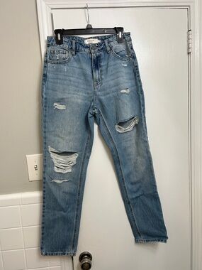 Women’s Light Blue Distressed Boyfriend Jeans